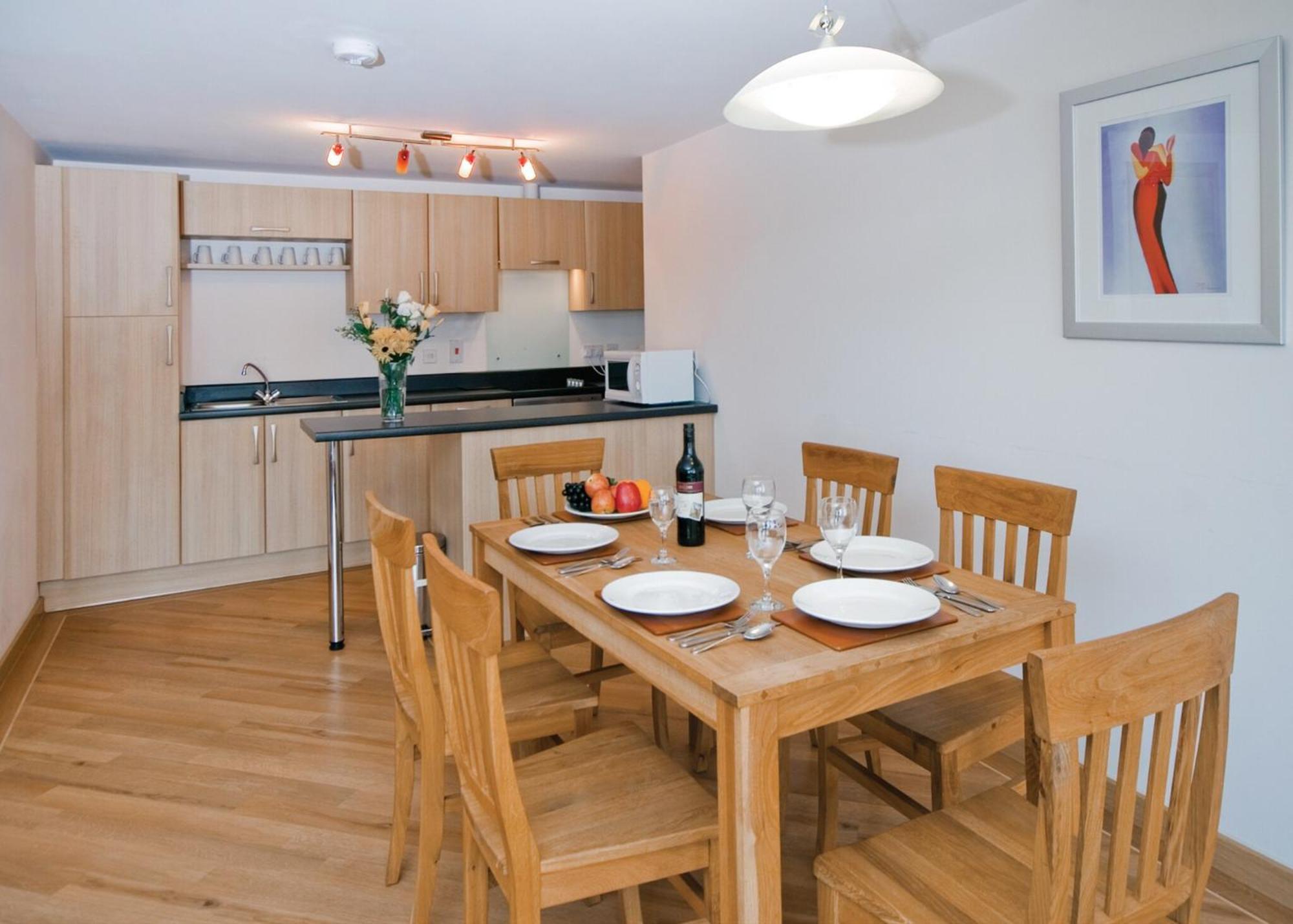 Red Rock Apartments Долиш Екстериор снимка